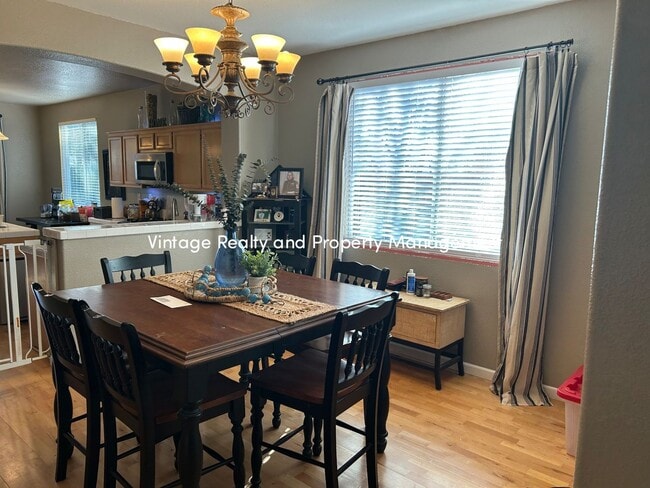 Building Photo - Charming Single-Story 3 Bedroom Home In South Natomas!!!