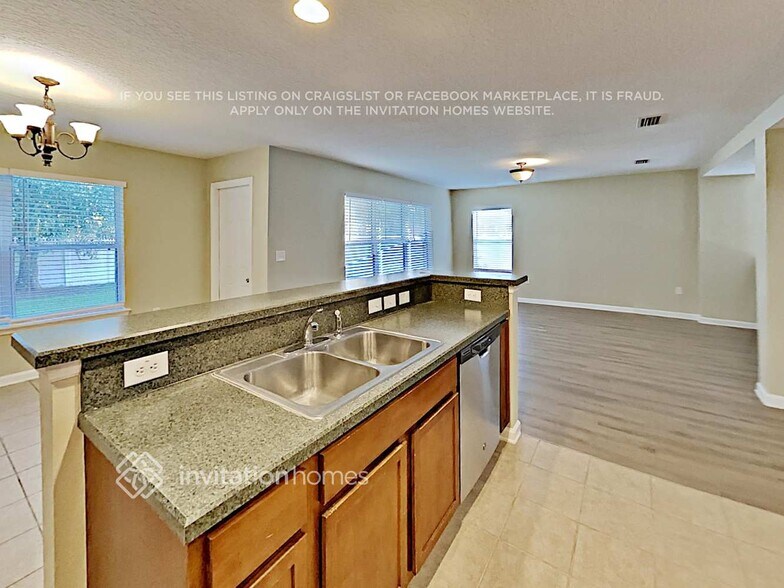 Building Photo - 1316 Tilapia Trail