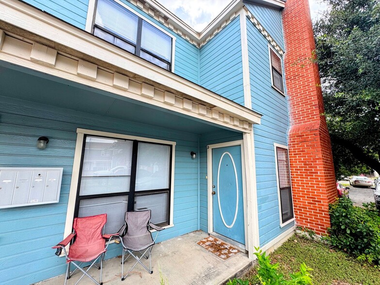 Building Photo - 3407 Victoria Cir