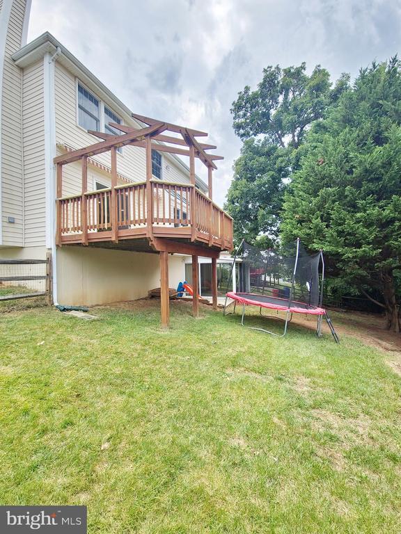 Building Photo - 10917 Outpost Dr