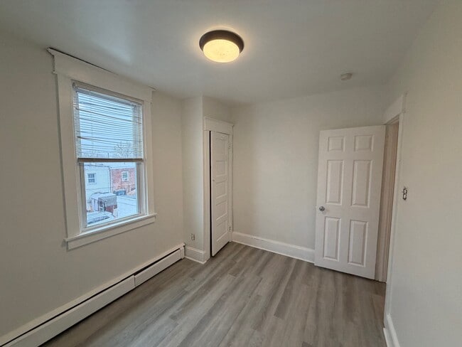 Building Photo - 130 Harvey Ave