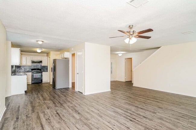 Building Photo - 6902 Fawn River Dr