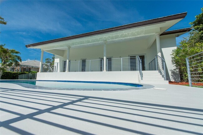 Building Photo - 13001 Nevada St