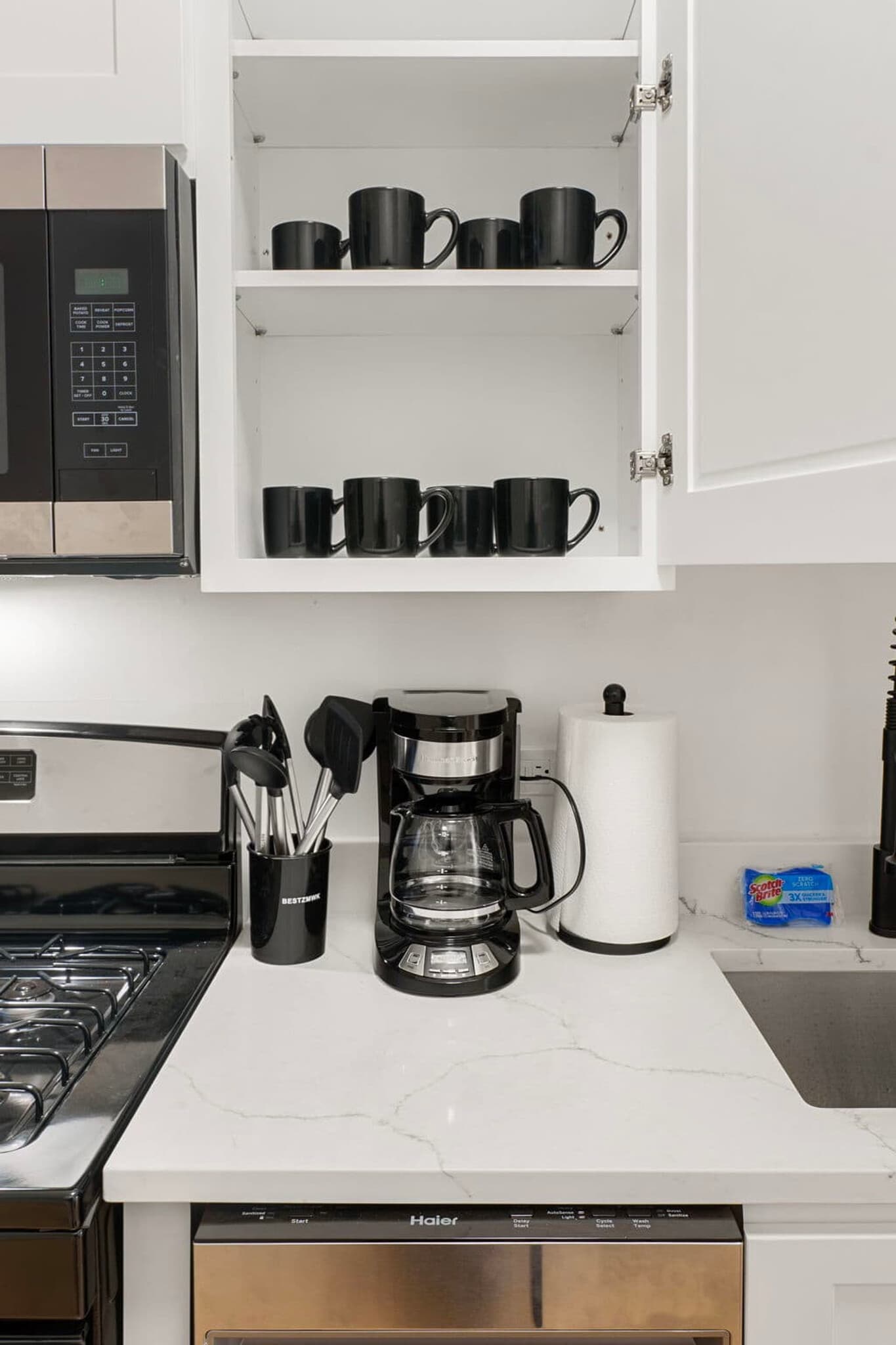 Building Photo - 618 W Patterson Ave