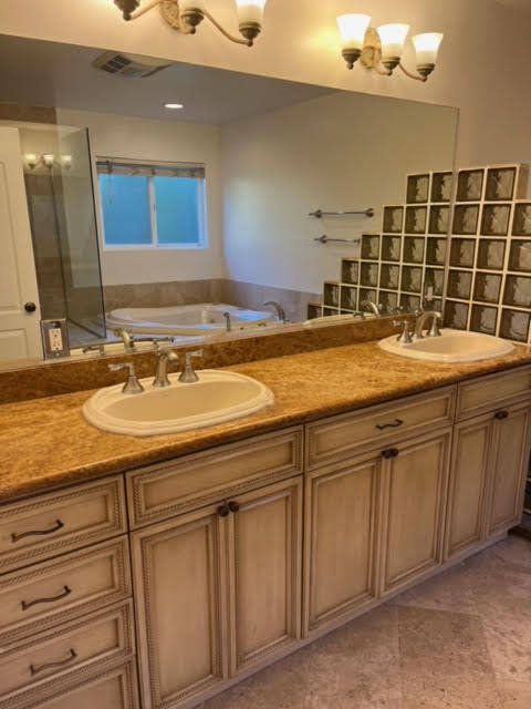 Building Photo - 3530 S Bentley Ave