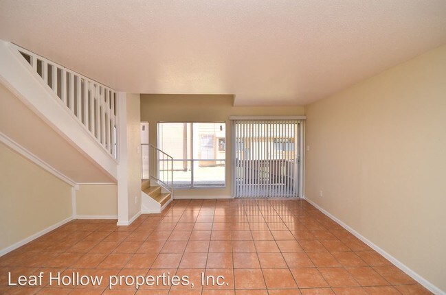 Building Photo - 1760 Campbell Rd