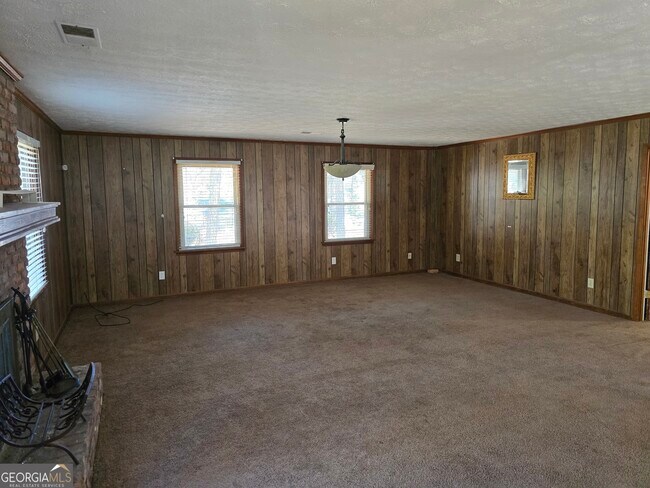 Building Photo - 170 Port Antonio Ct SW