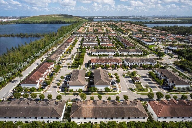 Building Photo - 8885 NW 102nd St