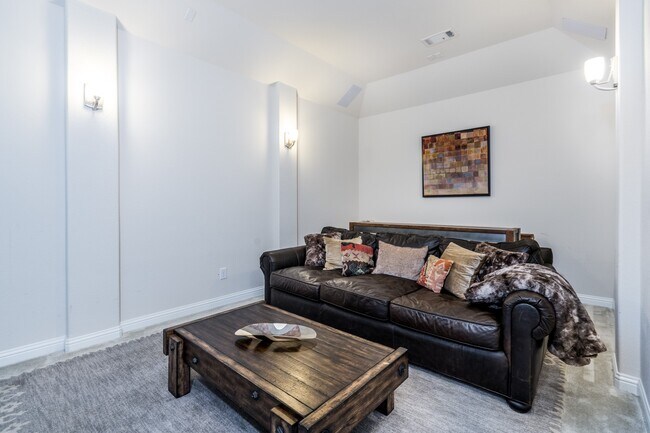 Building Photo - 2034 Baker Estates Dr