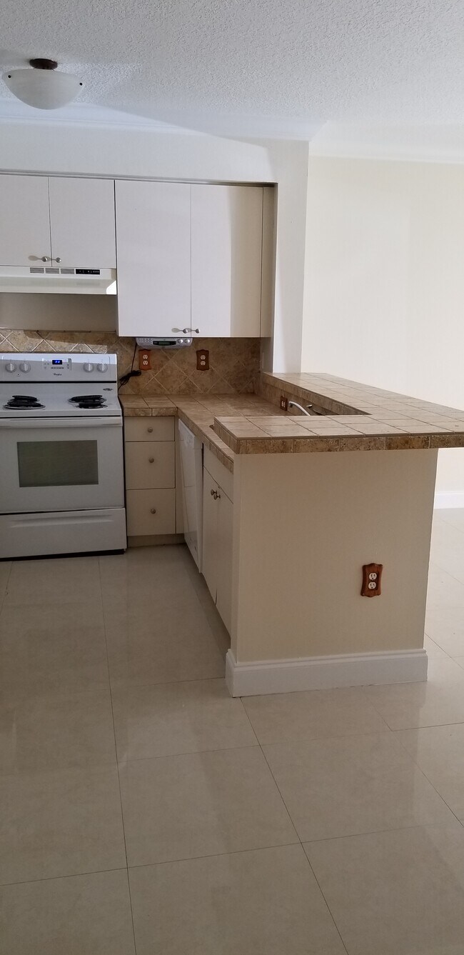 Building Photo - 11050 SW 196th St