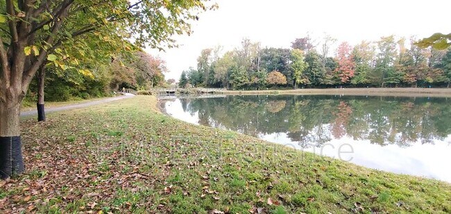 Building Photo - 15612 Everglade Ln