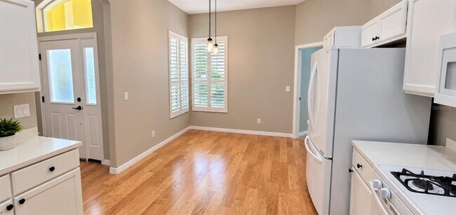 Building Photo - 5231 Highbury Cir