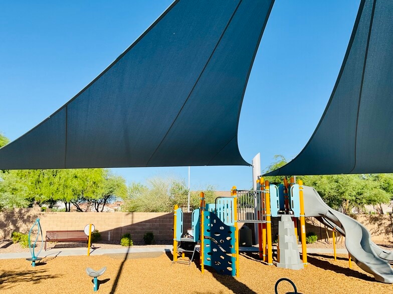 Building Photo - 2759 S Jackrabbit Dr