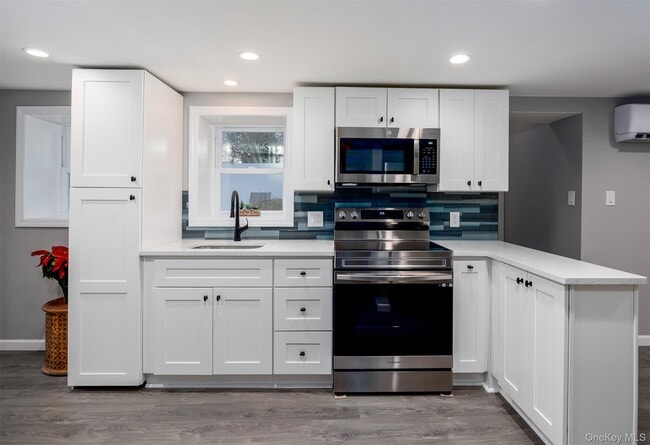 Building Photo - 108 Ralph Ave