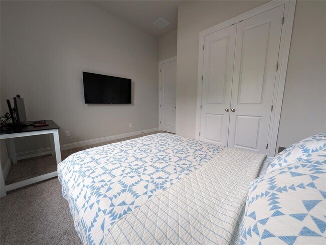 Building Photo - 125 Whistling Willow Dr