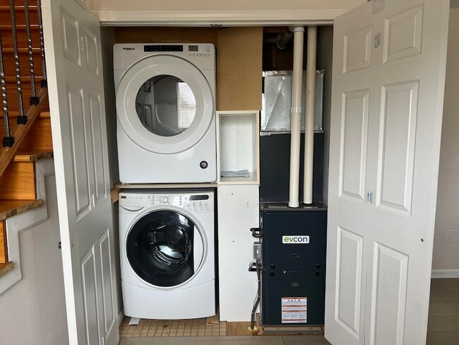 Building Photo - 17366 Tennyson St