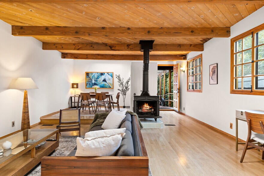 Primary Photo - 3034 Valevista Trl