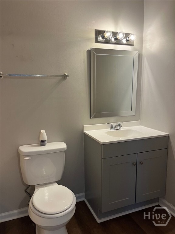 Building Photo - 120 Pinehurst Ct