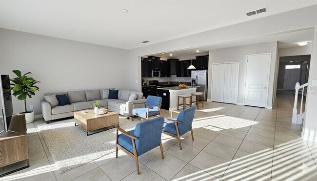 Building Photo - 5612 Water Pier Ln