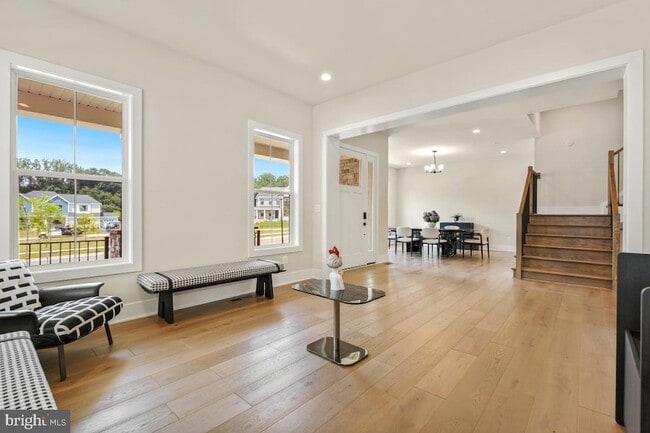 Building Photo - 12321 Potomac Hunt Rd