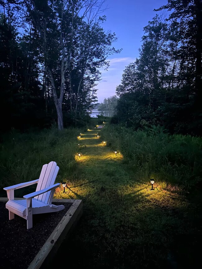 Building Photo - 589 Laconia Rd