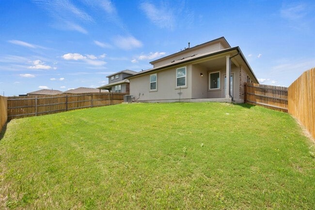 Building Photo - 409 Emerald Cv