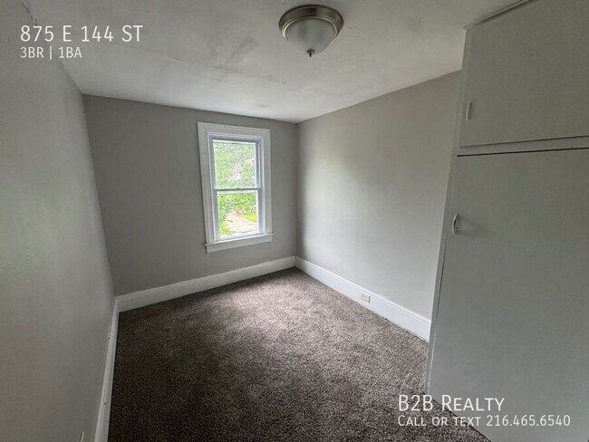 Building Photo - 875 E 144th St