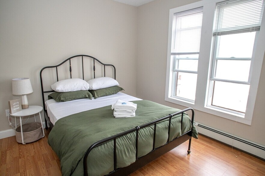 Building Photo - 73 Green Hill Pkwy