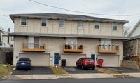 Building Photo - Very nice 3 bedroom Bethlehem Townhouse