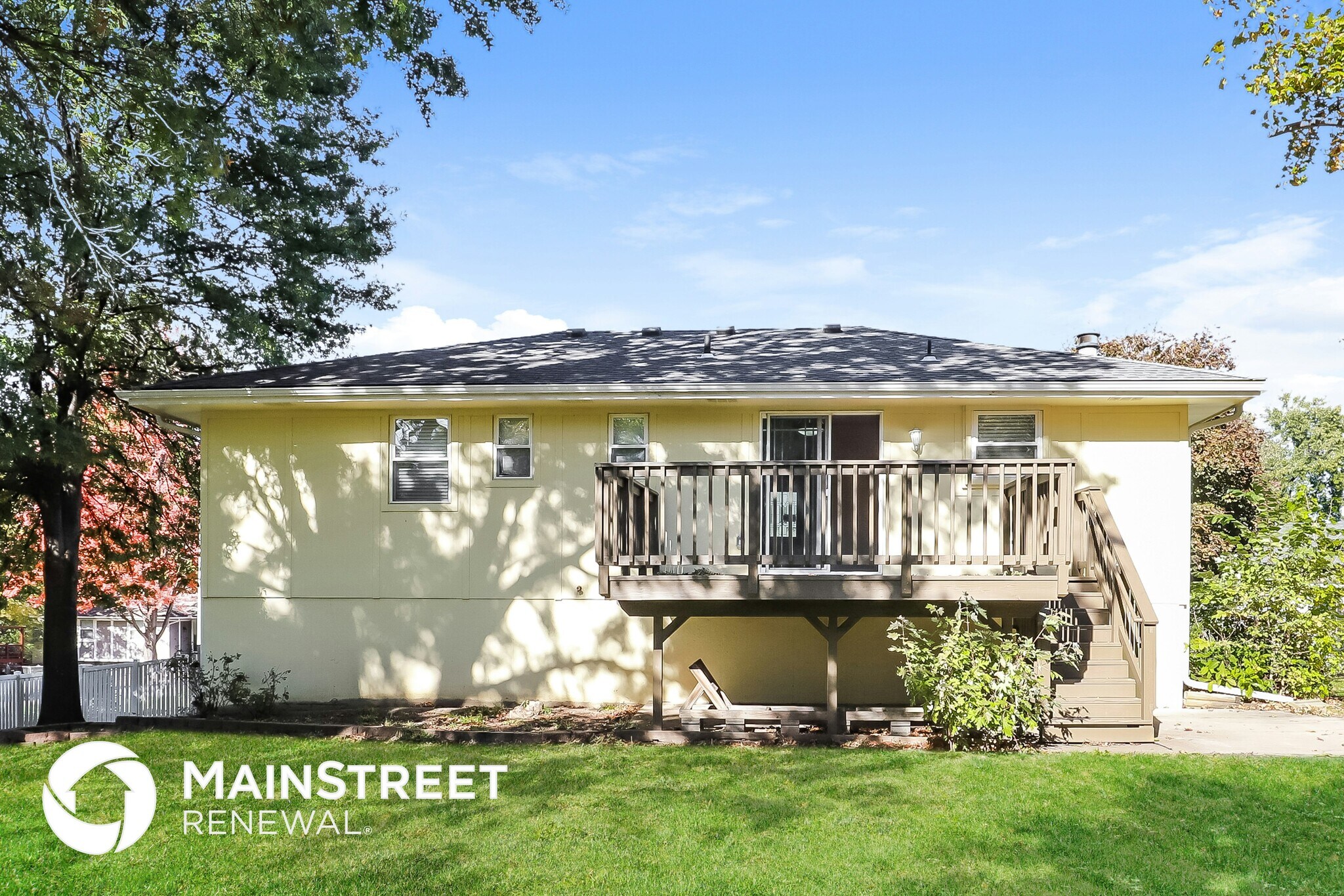 Building Photo - 1401 NE 114 St