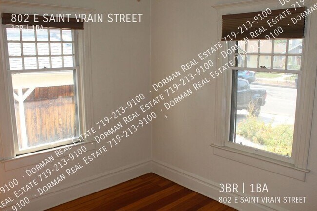 Building Photo - 802 E Saint Vrain St