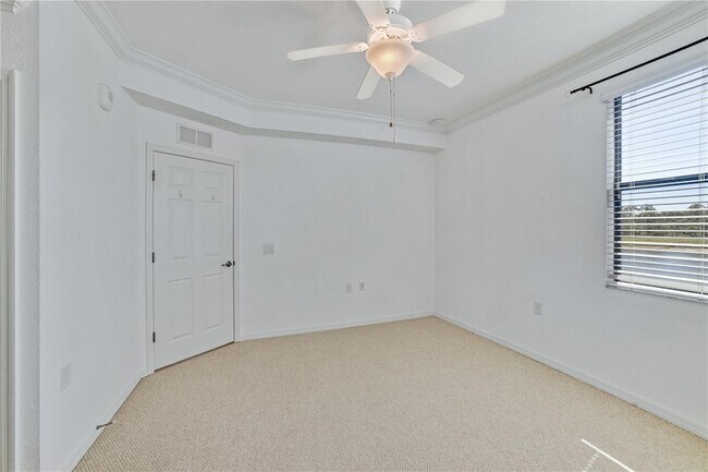 Building Photo - 16804 Vardon Ter