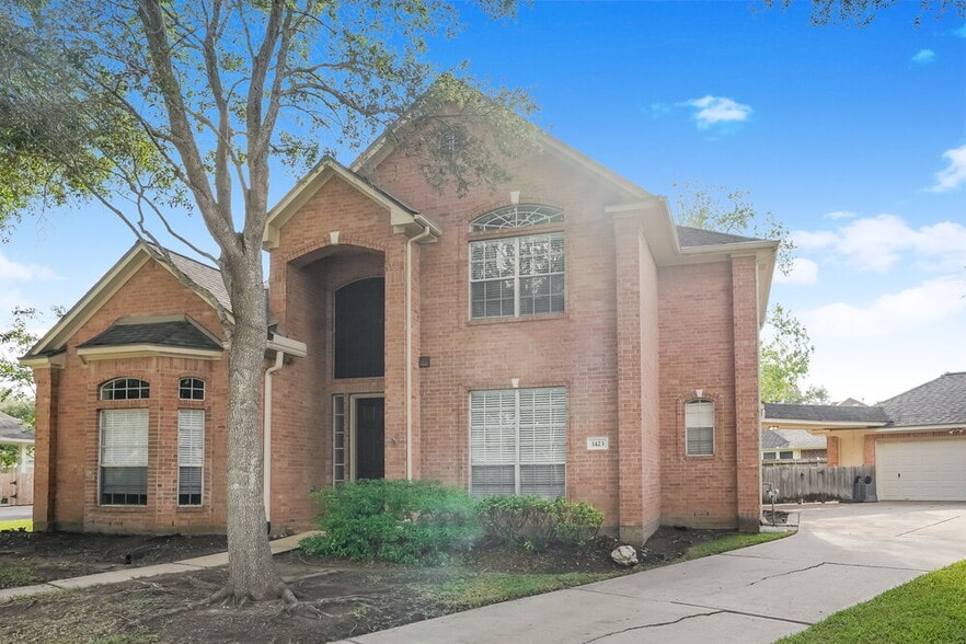Building Photo - 1423 Tilman Dr