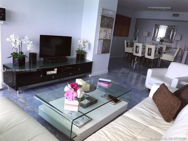 Building Photo - 6365 Collins Ave