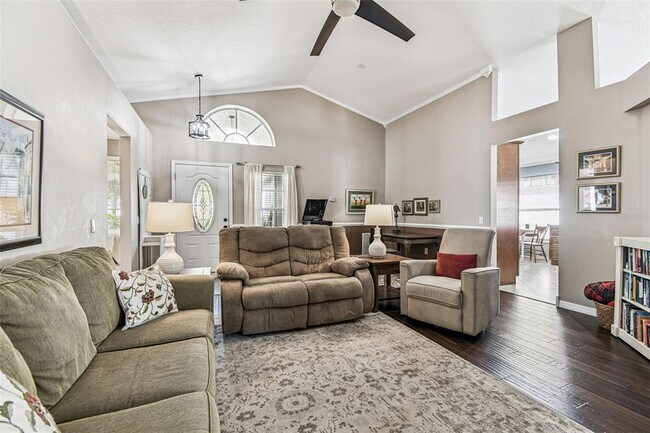 Building Photo - 3843 Bellewater Blvd