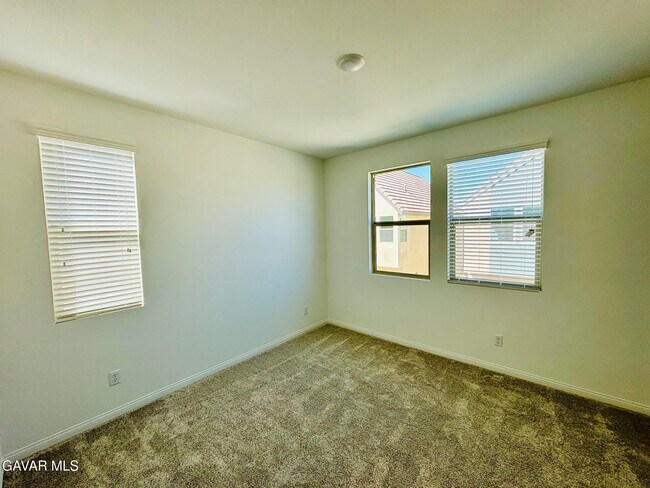 Building Photo - 27366 Hyland Ct