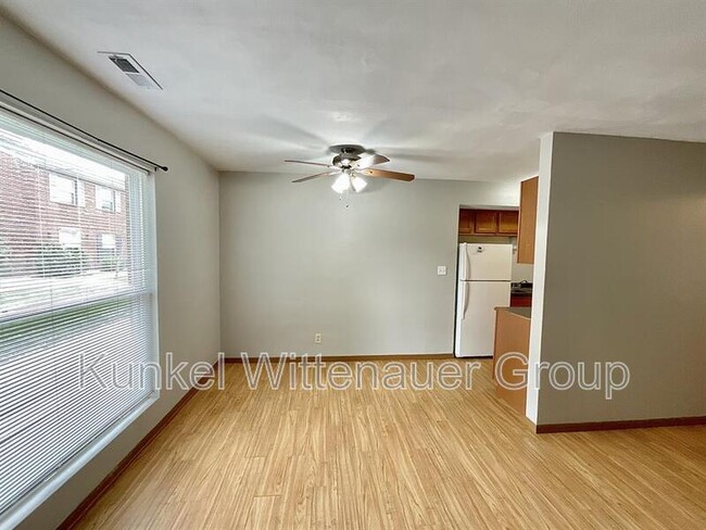 Building Photo - 1804 Jamestown Rd