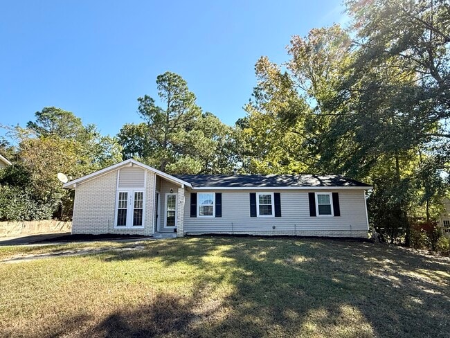 Primary Photo - 223 Westmont Dr