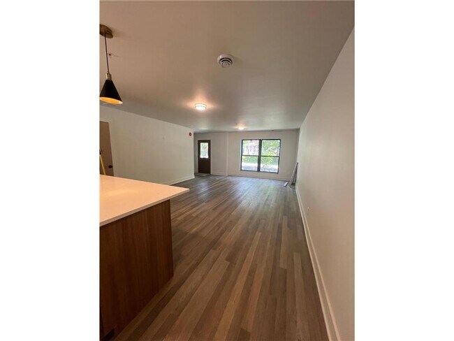 Building Photo - 131-137 W 46th St