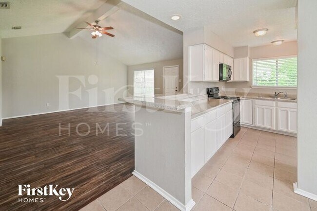 Building Photo - 7119 Tara Blue Ridge Dr