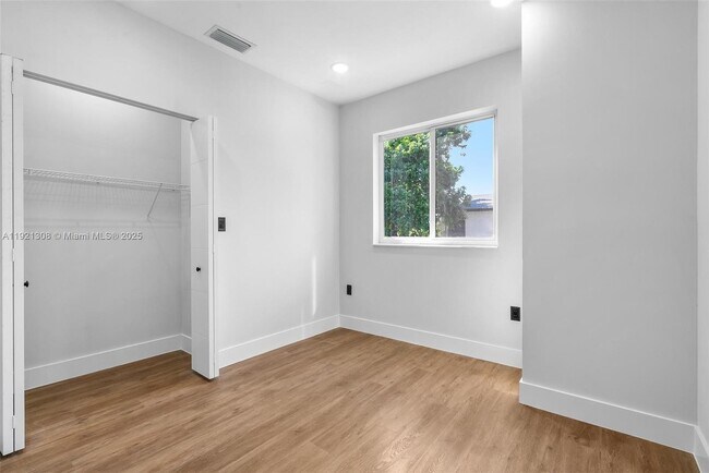 Building Photo - 1445 NW 42nd St