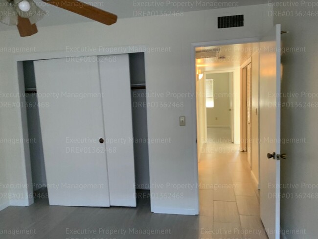 Building Photo - 2425 Westholme Blvd