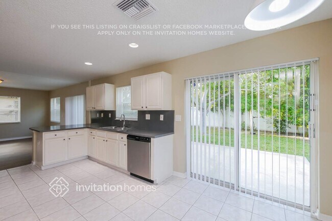 Building Photo - 4131 NW 62nd Dr