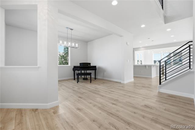 Building Photo - 27615 E Geddes Pl