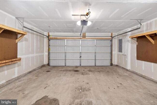 Building Photo - 7564 Warburg Way
