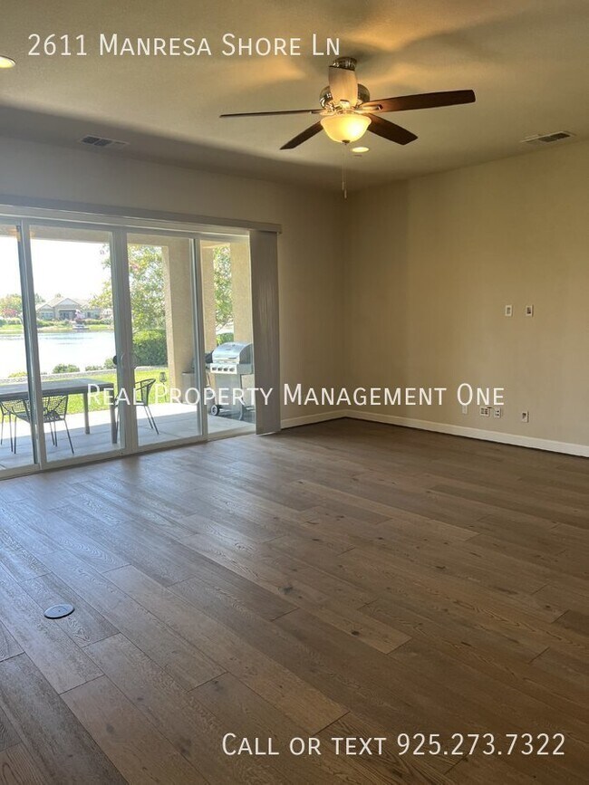 Building Photo - 2611 Manresa Shore Ln