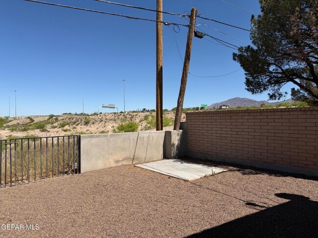 Building Photo - 293 Atlantic Rd