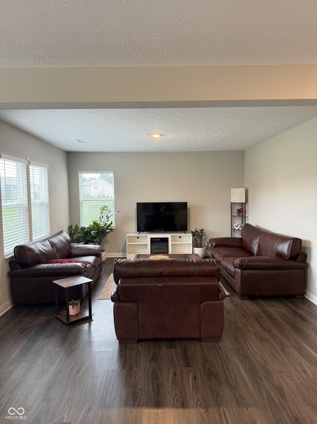 Building Photo - 17132 Seaboard Pl