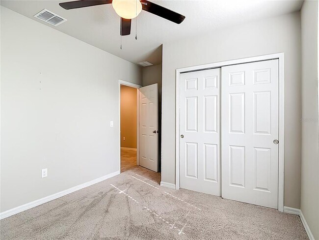 Building Photo - 928 Cambridge Dr