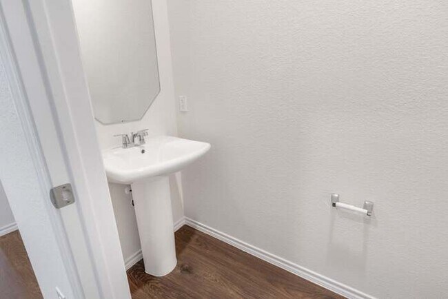 Building Photo - 1804 Teton River Dr